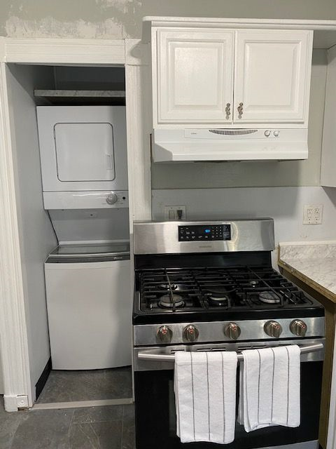 Your Dream Home Awaits: Unleash the Ultimate Comfort and Convenience in this Exceptional Apartment! Room 2B