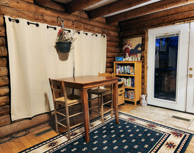 Spacious Loghome - Photo 12