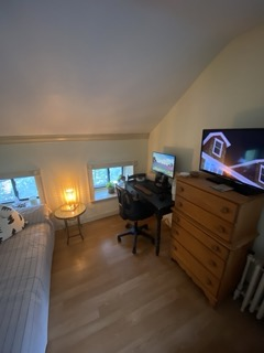 Brooklyn Brownstone Studio near Public Transit and Hospitals - Photo 6