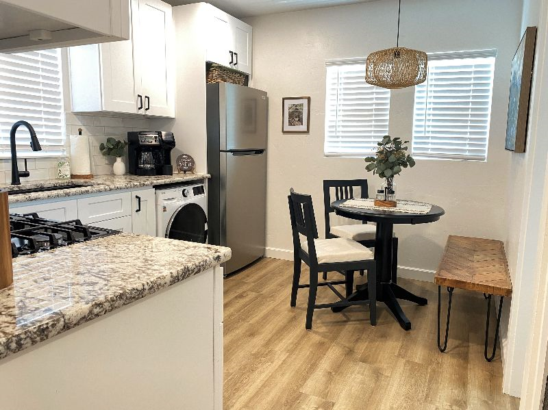 Remodeled Private Studio Home, Near Downtown - Photo 8