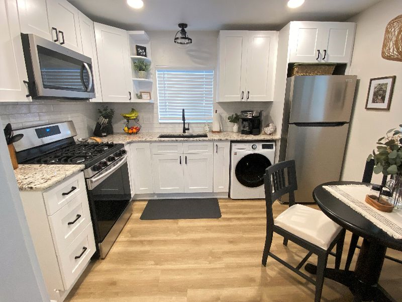 Remodeled Private Studio Home, Near Downtown - Photo 10