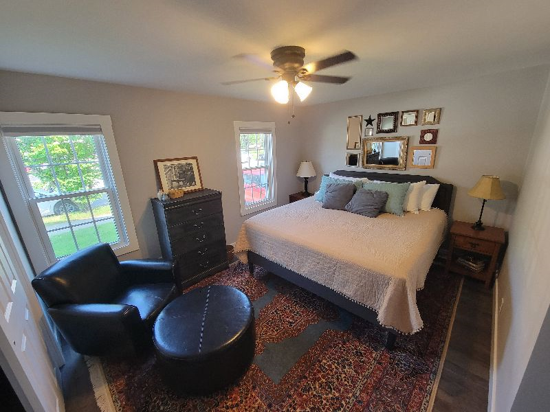 Private apartment next to Highland Hospital 1 bed, 1 bath - Photo 9