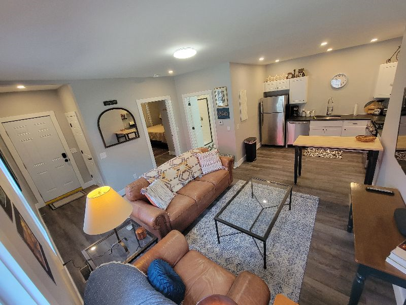 Private apartment next to Highland Hospital 1 bed, 1 bath - Photo 10