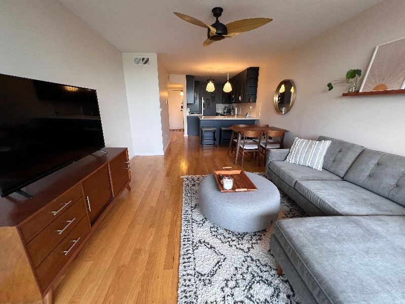 Beautiful & Bright 1 BDR/1 BA Condo, Centrally located, minutes to Medical Centers and Balboa Park - Photo 2