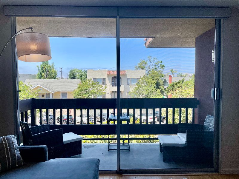 Beautiful & Bright 1 BDR/1 BA Condo, Centrally located, minutes to Medical Centers and Balboa Park - Photo 5