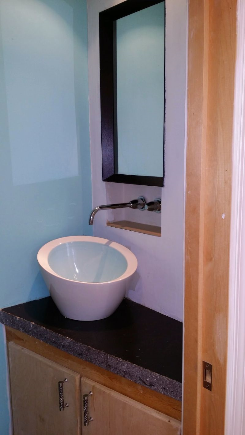 Home on Capitol Hill - Photo 11