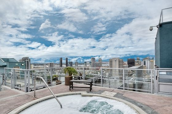 Furnished Studio | East Village / Downtown | Travel Nurse & Corp Preferred - Photo 3