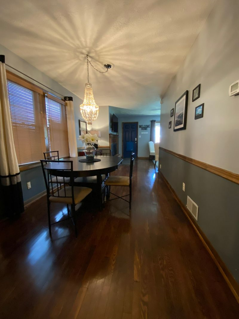 Cozy, updated house in desirable residential area! - Photo 7