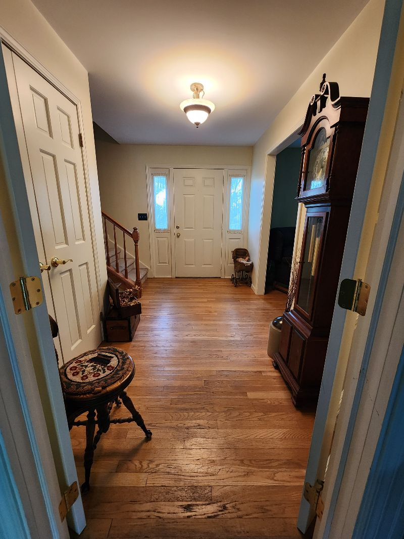 In close proximity to Rochester, this charming  home is on a quiet street. - Photo 2