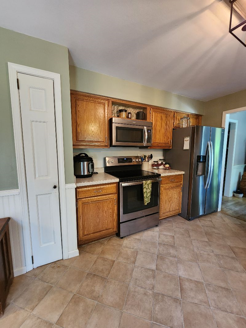 In close proximity to Rochester, this charming  home is on a quiet street. - Photo 7