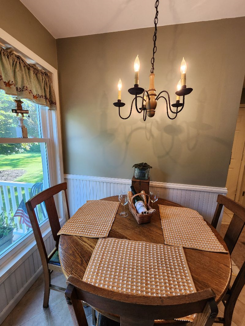 In close proximity to Rochester, this charming  home is on a quiet street. - Photo 8