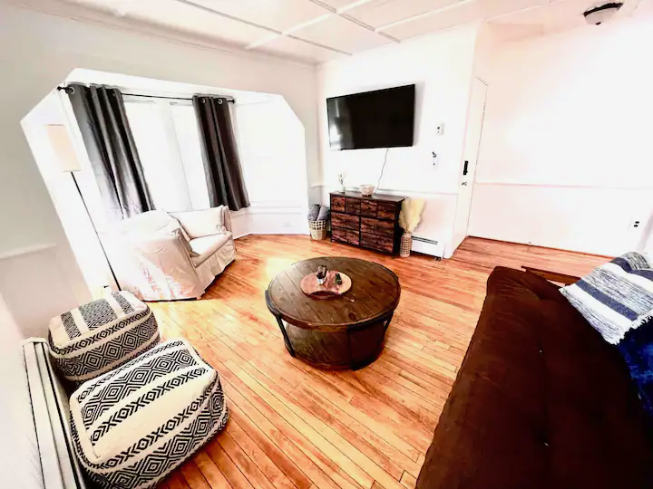Your Cozy Renovated Adirondack Home - Photo 4