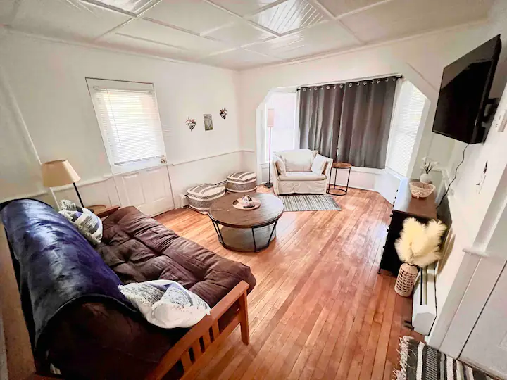 Your Cozy Renovated Adirondack Home - Photo 2