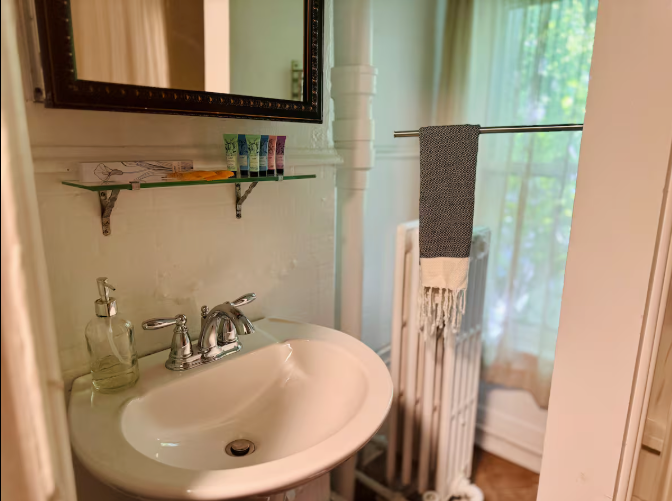 Cozy 1 BD in Burlington, 1 mile from UVM - Photo 10