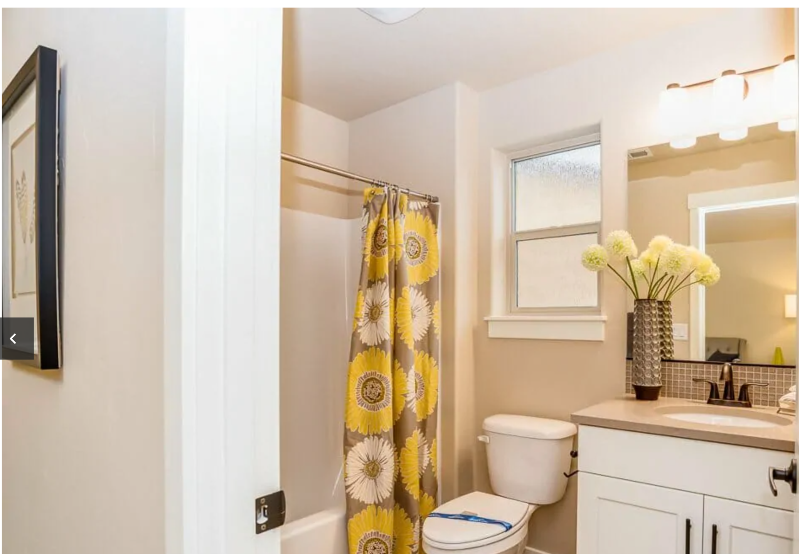 Beautiful, quiet townhome to share - Photo 4