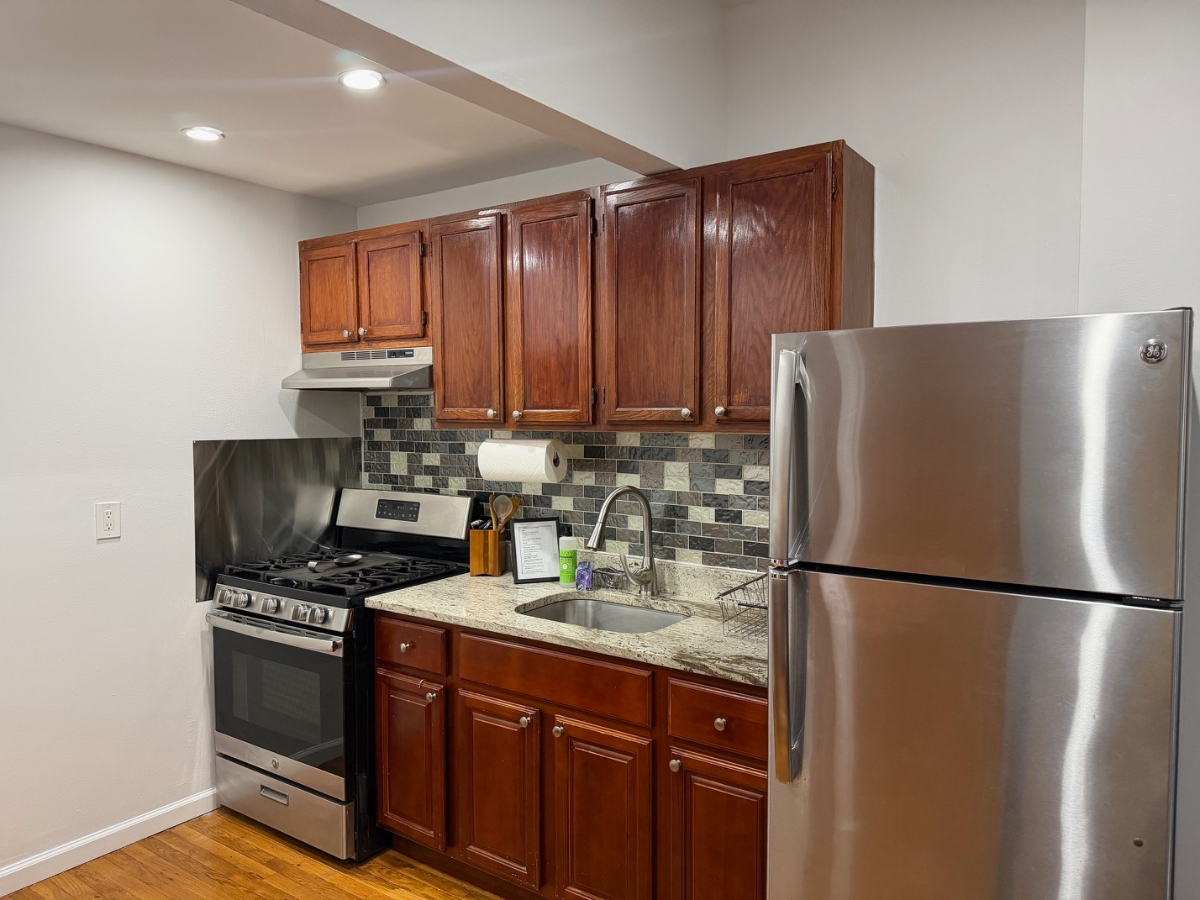 Clinton Hill Brownstone Penthouse - Photo 12