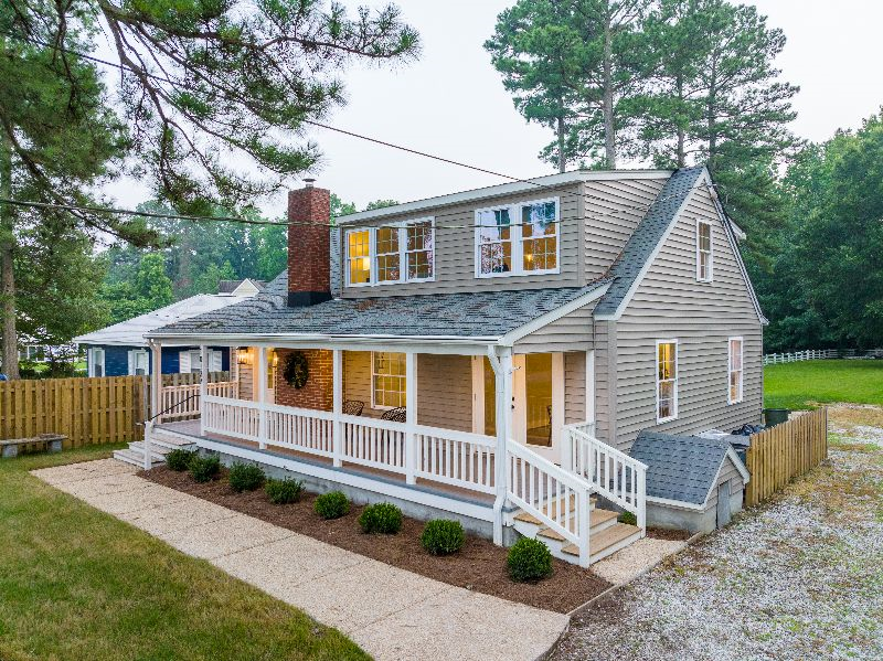 Williamsburg Cottage w/York River Views | Furnished Finder