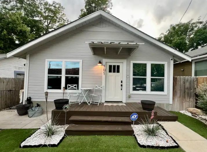 Private Cozy Home near Downtown Hospital district & Pearl