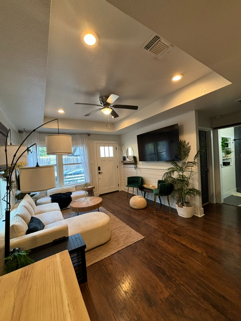 Private Cozy Home near Downtown Hospital district & Pearl - Photo 6