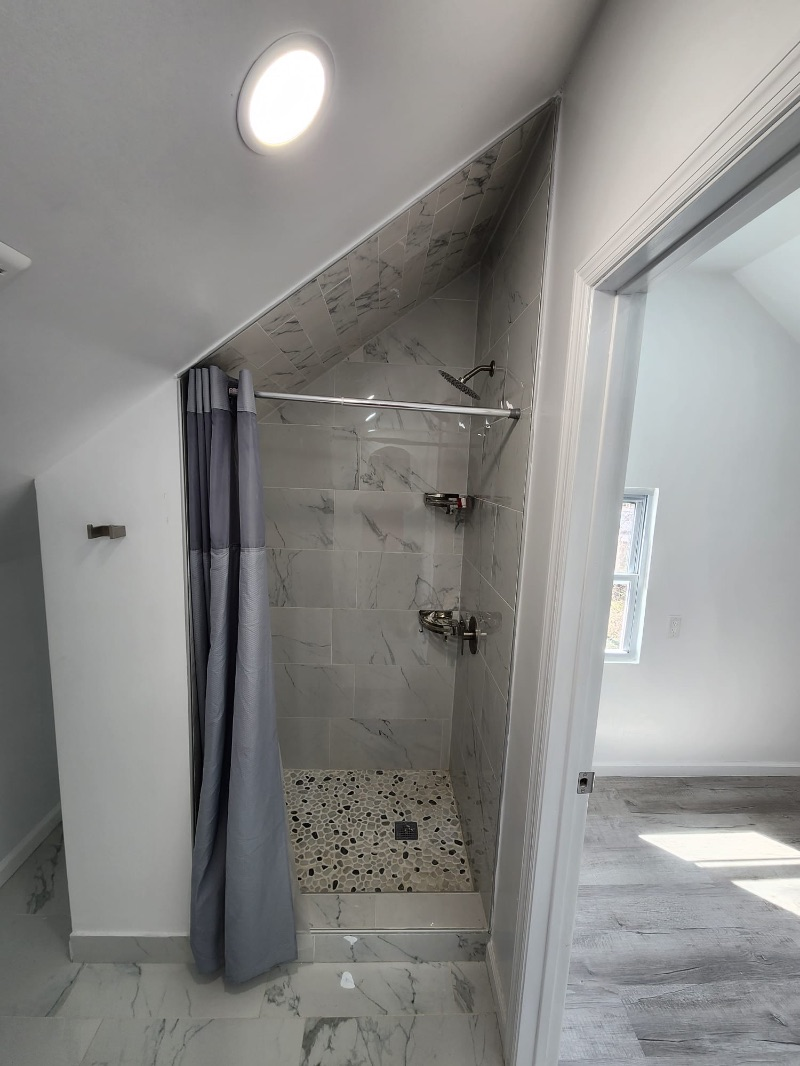 Brand New One Bedroom Apartment One Block Away from Vassar Hospital - Photo 4