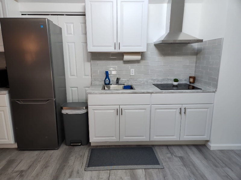 Brand New One Bedroom Apartment One Block Away from Vassar Hospital - Photo 7