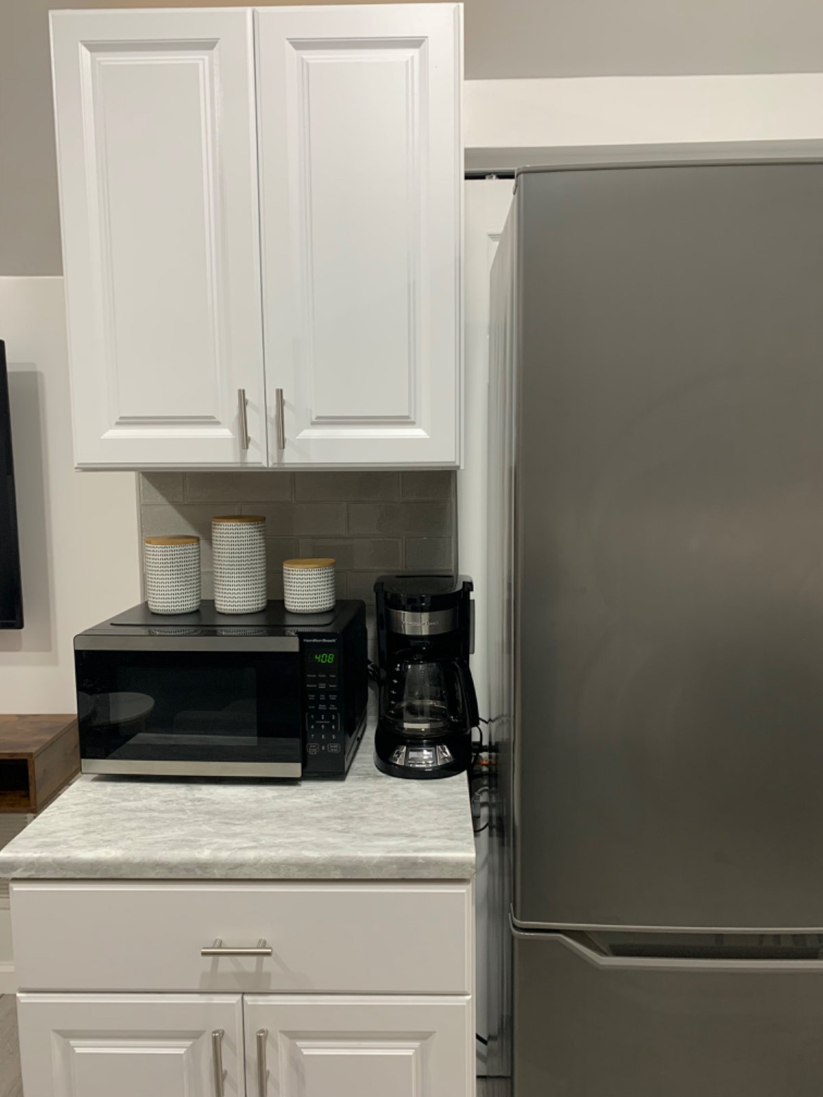 Brand New One Bedroom Apartment One Block Away from Vassar Hospital - Photo 8