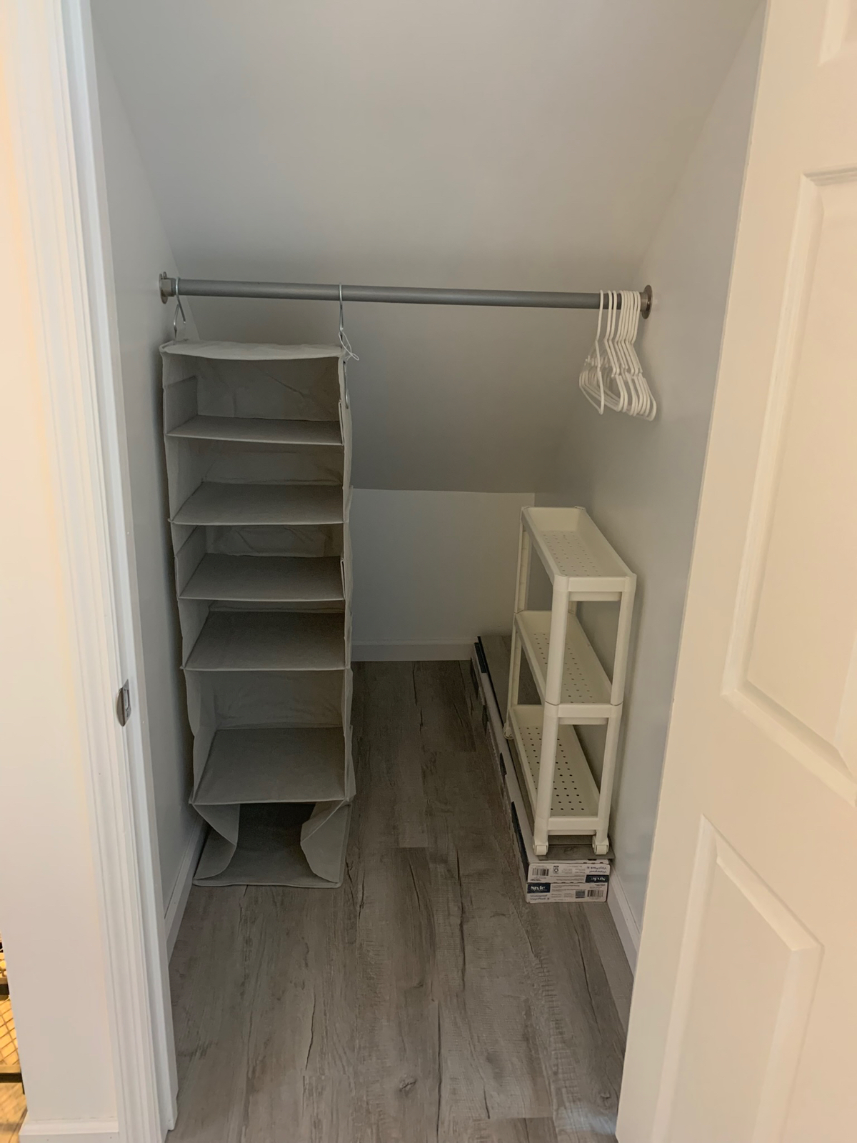 Brand New One Bedroom Apartment One Block Away from Vassar Hospital - Photo 10