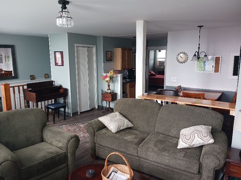 Charming downtown apartment - Photo 2