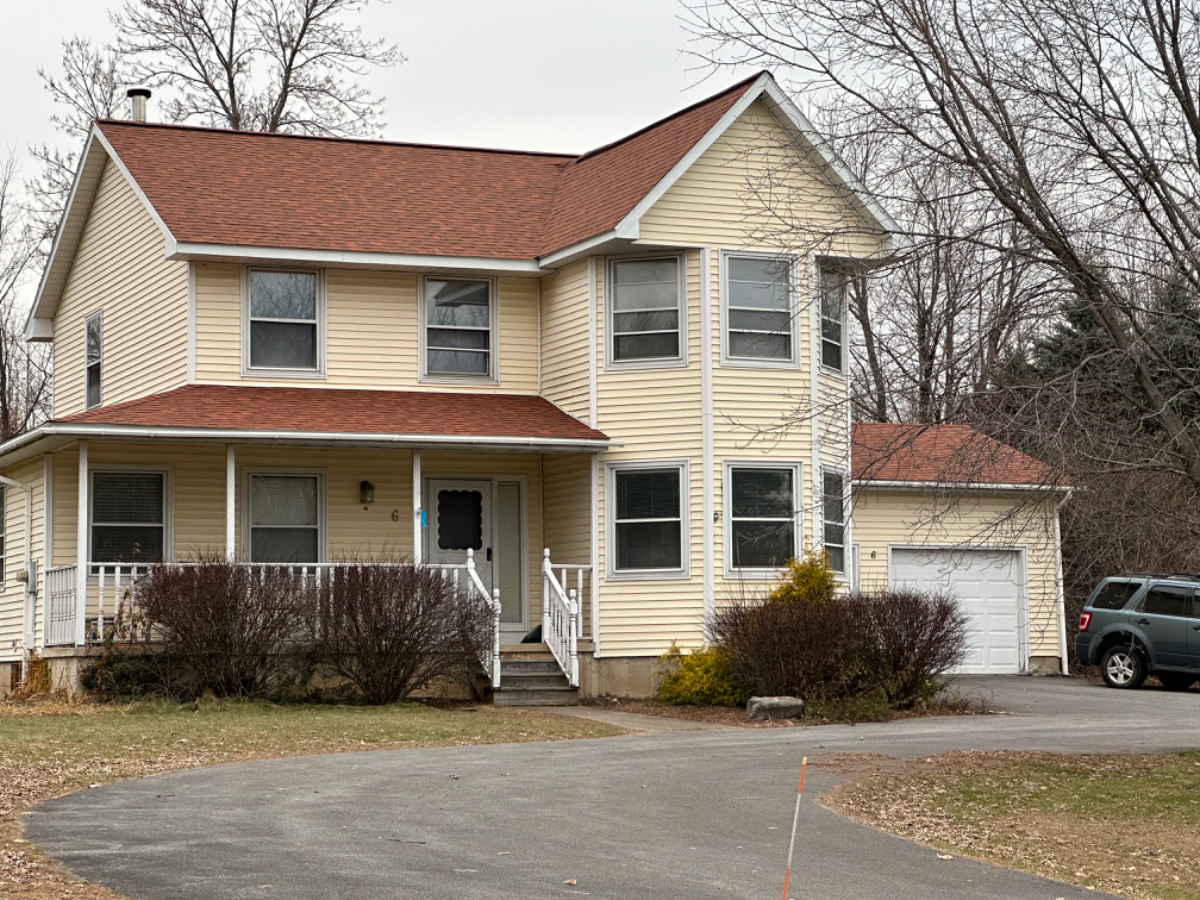 Cozy Retreat in Peru, NY - Midterm Rental with... - Photo 2