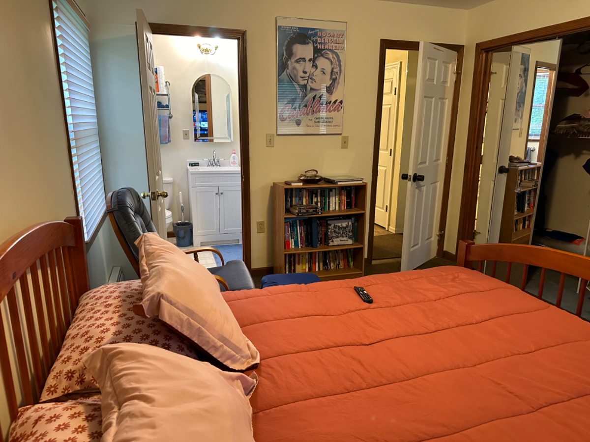 Cozy Retreat in Peru, NY - Midterm Rental with... - Photo 5