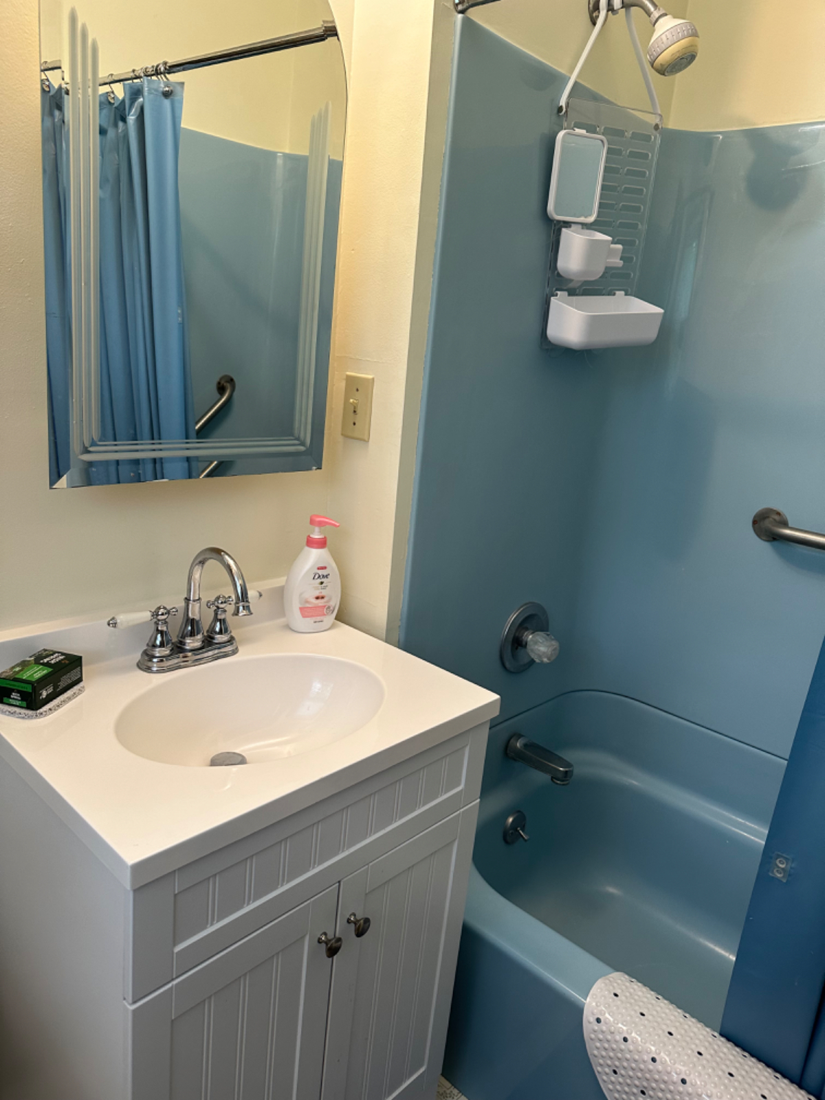 Cozy Retreat in Peru, NY - Midterm Rental with... - Photo 9