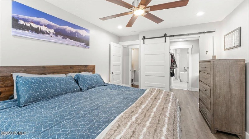 Rare Millcreek Home - Photo 6
