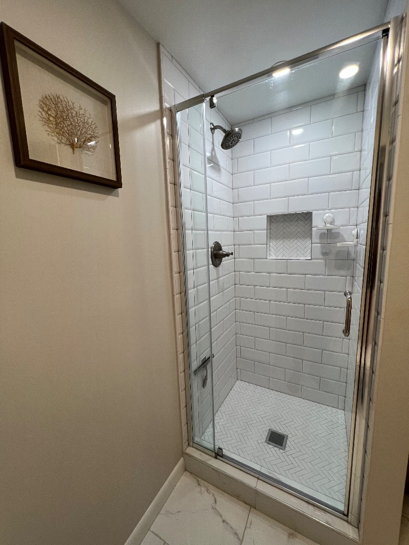 Walk Score 92/Charming, cozy 1 bed/ 1 bath apartment - Photo 6