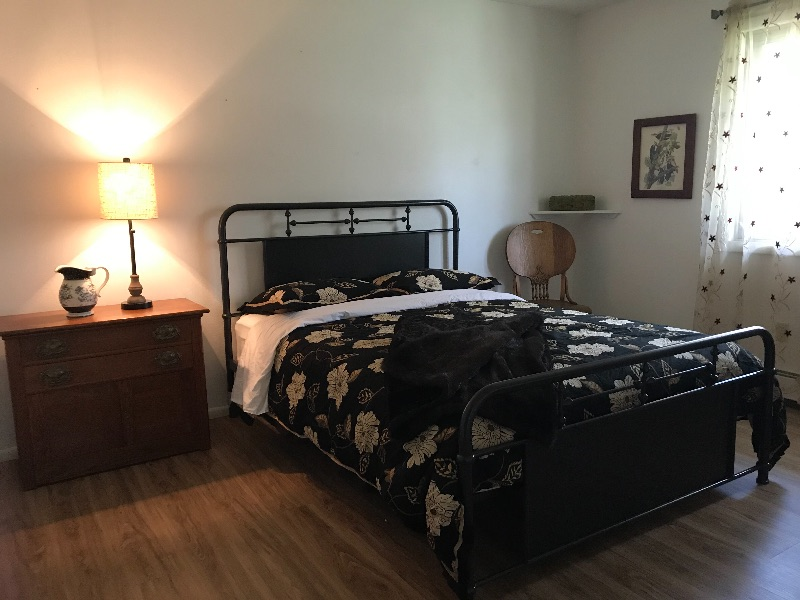 Cody, Wyoming Apartment - Photo 2