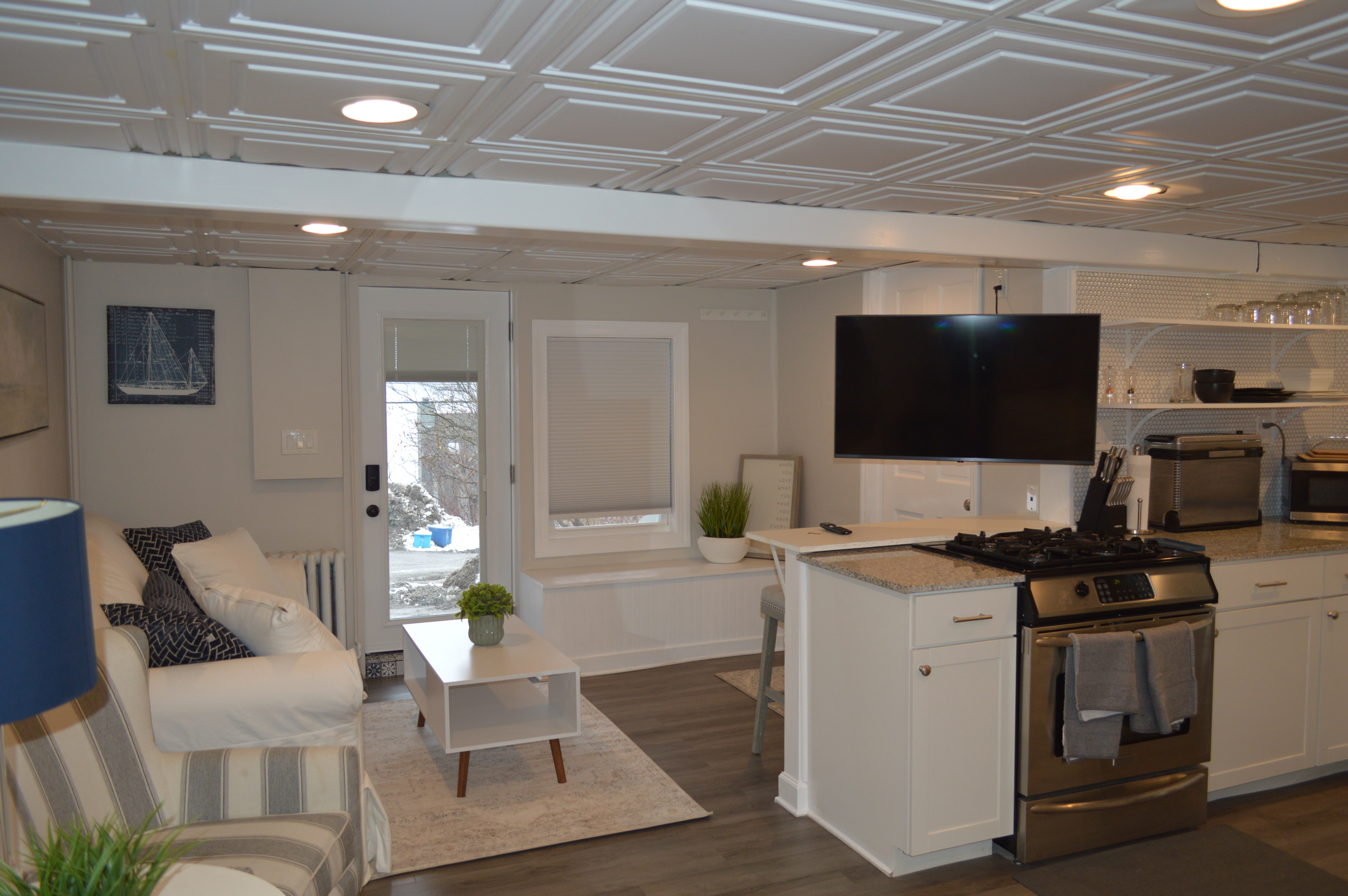 Luxury Living on Saratoga Lake - Photo 2
