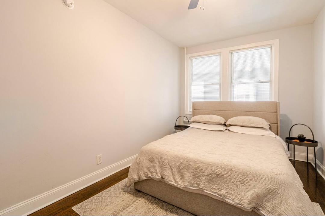 Discover Your Perfect Home-Away-From Home in Sunny & Stylish SE DC 2-BR, 1-bath Stay - Photo 4