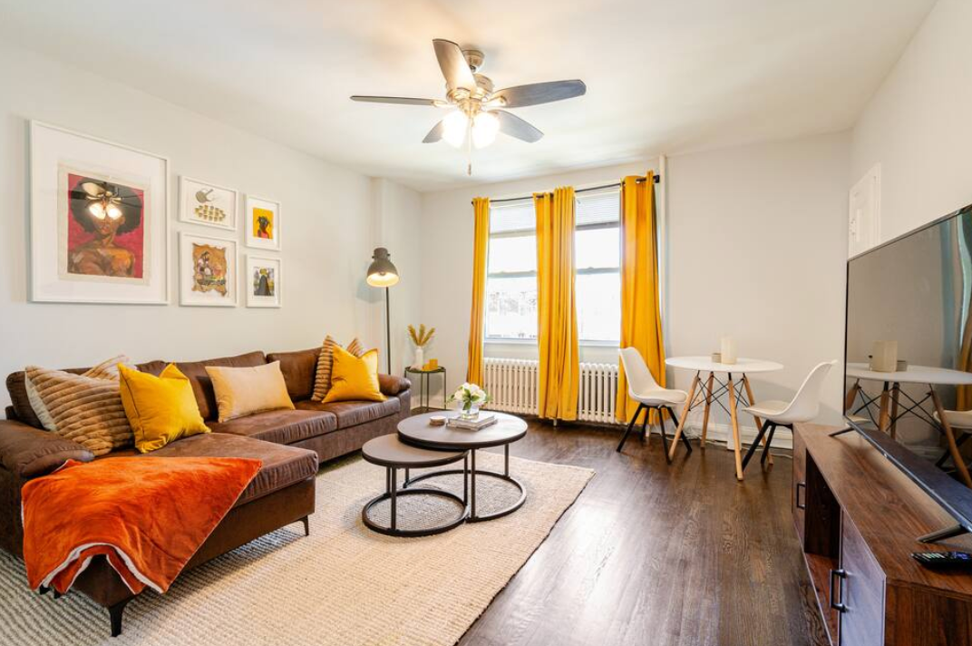 Discover Your Perfect Home-Away-From Home in Sunny & Stylish SE DC 2-BR, 1-bath Stay - Photo 12