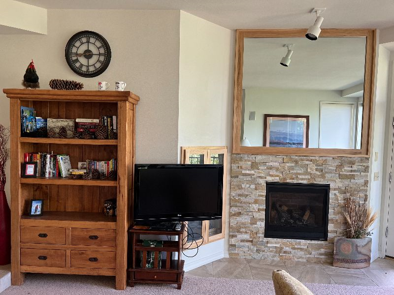 Two Bedroom Condo - Photo 2