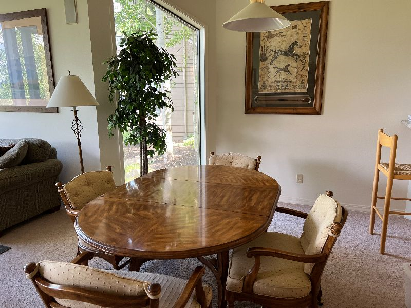 Two Bedroom Condo - Photo 4