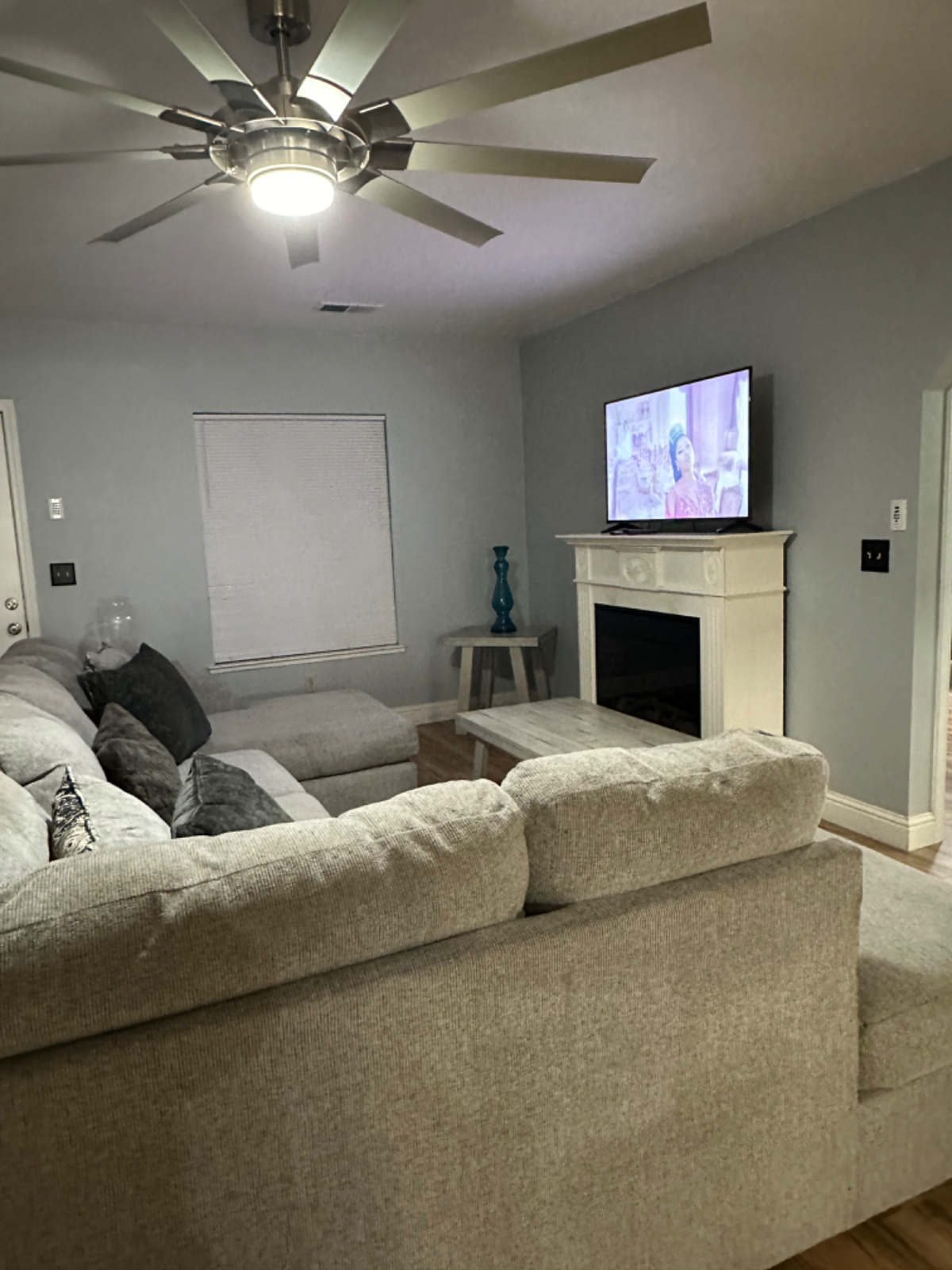 LMain house. It is a two bedroom private home
