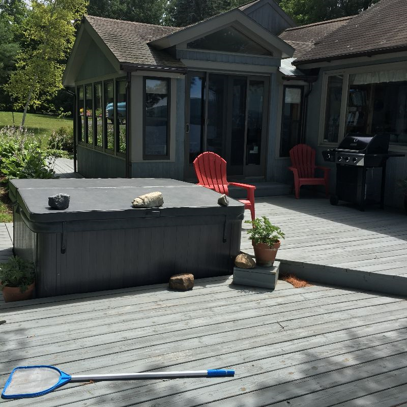 Serene 2 bedroom house on Lake Champlain near Middlebury- winter season rental - Photo 2