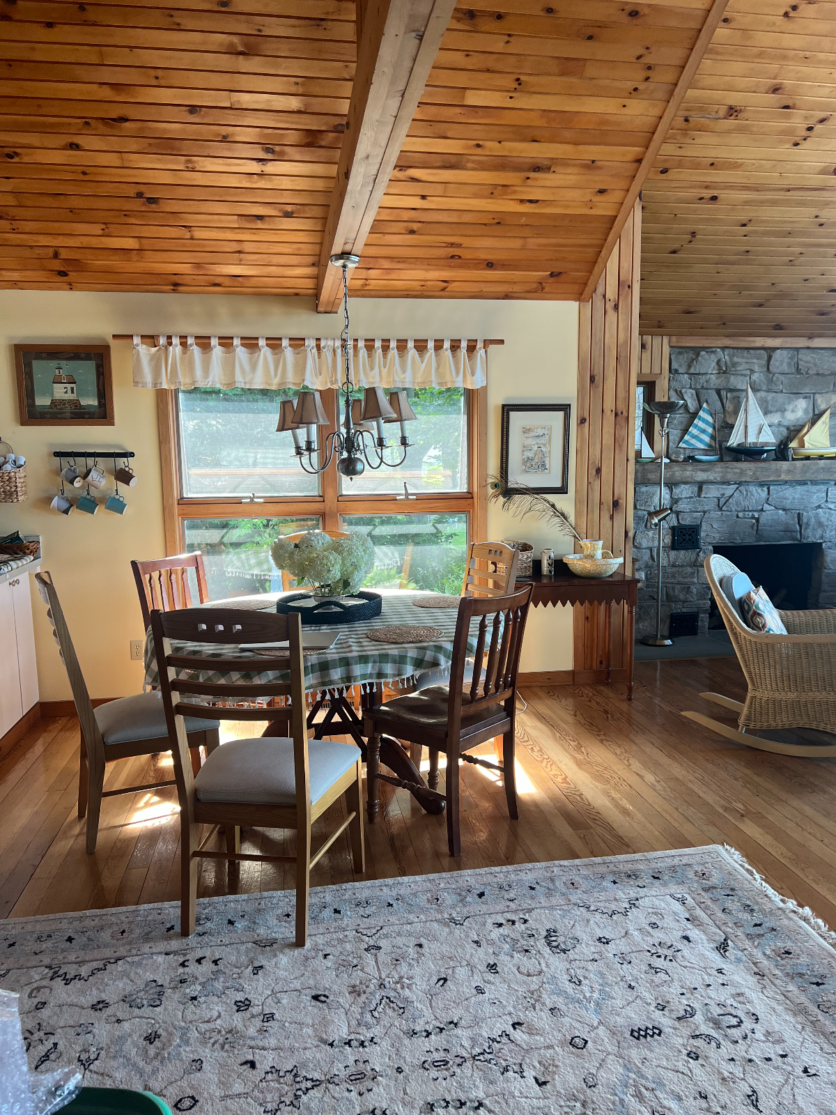 Serene 2 bedroom house on Lake Champlain near Middlebury- winter season rental - Photo 12