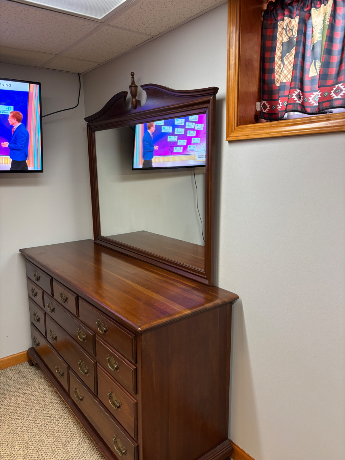 Serenity Room - Photo 5