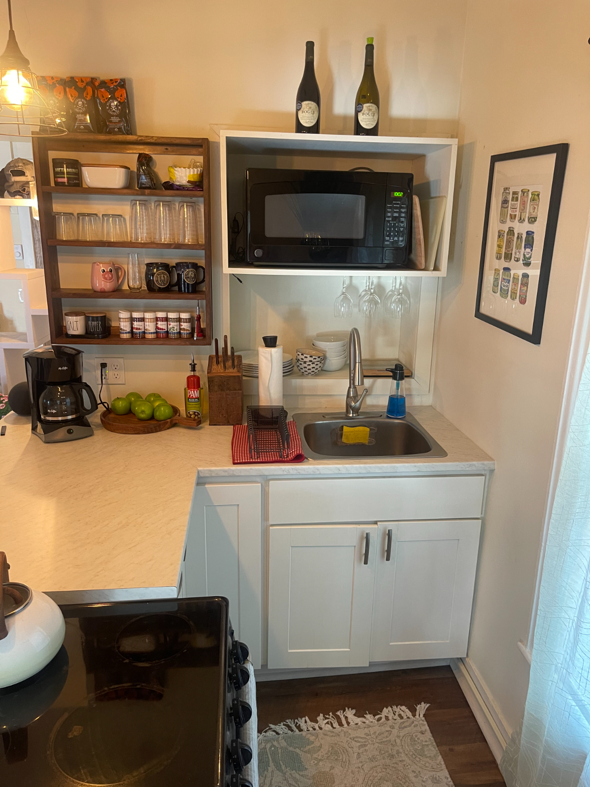 downtown Burlington apartment 77 4 - Photo 2