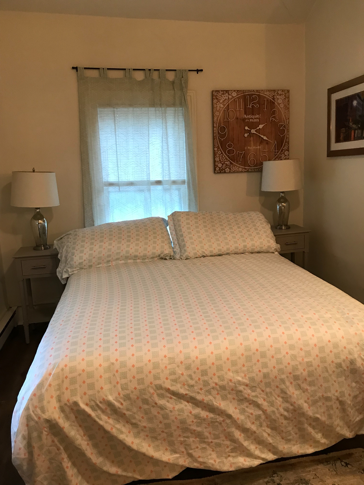downtown Burlington apartment 77 4 - Photo 5