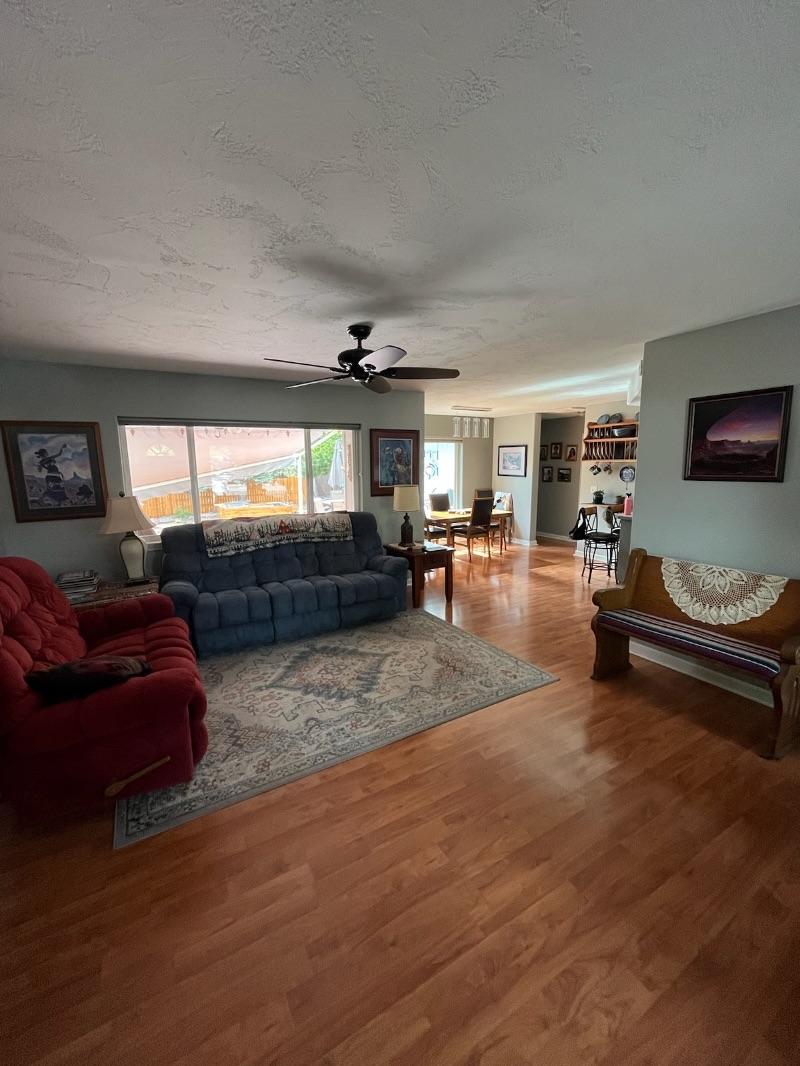 Fully furnished 3 bedroom home near St Charles, utilities included, pets negotiable - Photo 2