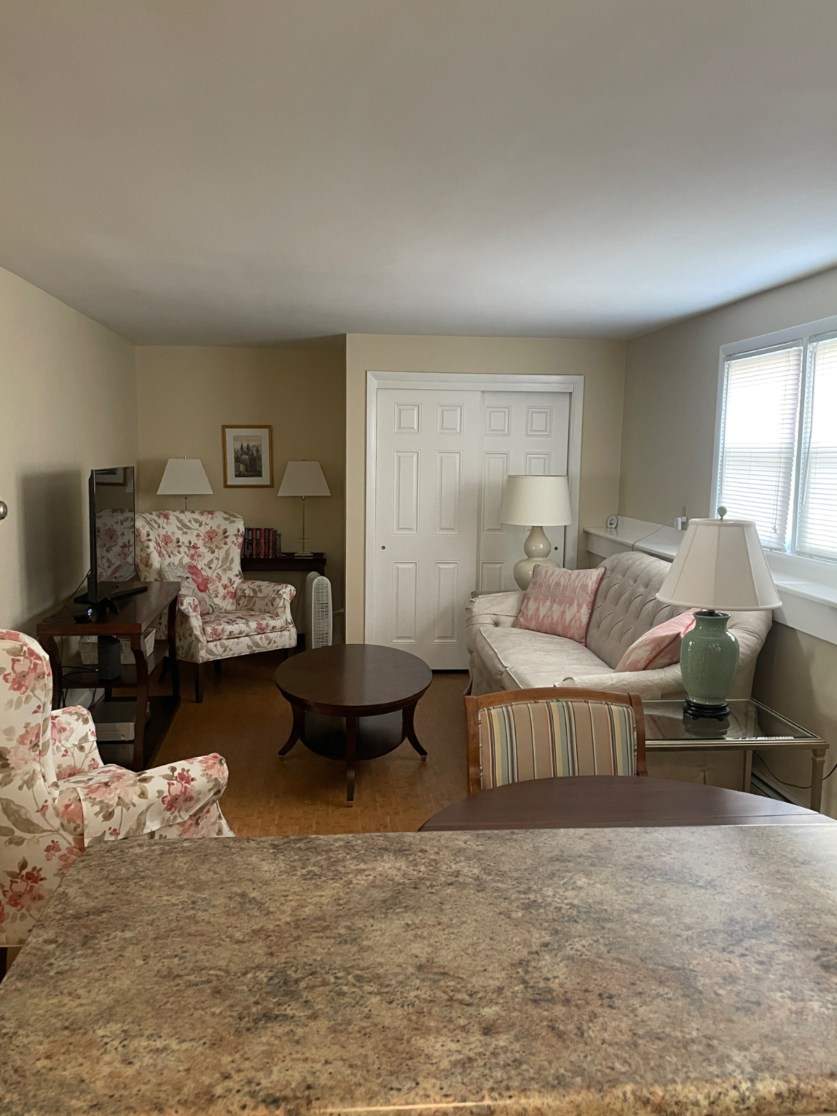 Rutland Condo - Photo 4