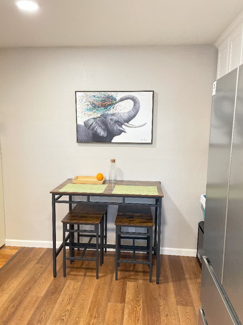 Furnished, 2BR 1BA Apt 4 near Rose Garden,... - Photo 5