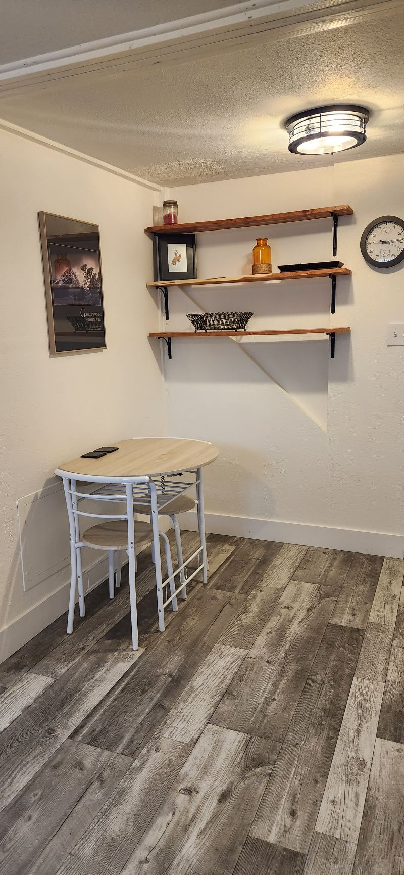 Private Basement Room - Photo 7