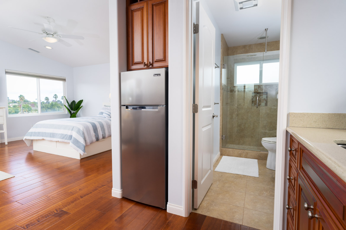 Beautiful & Fully Furnished Studio in Pt Loma - Photo 6